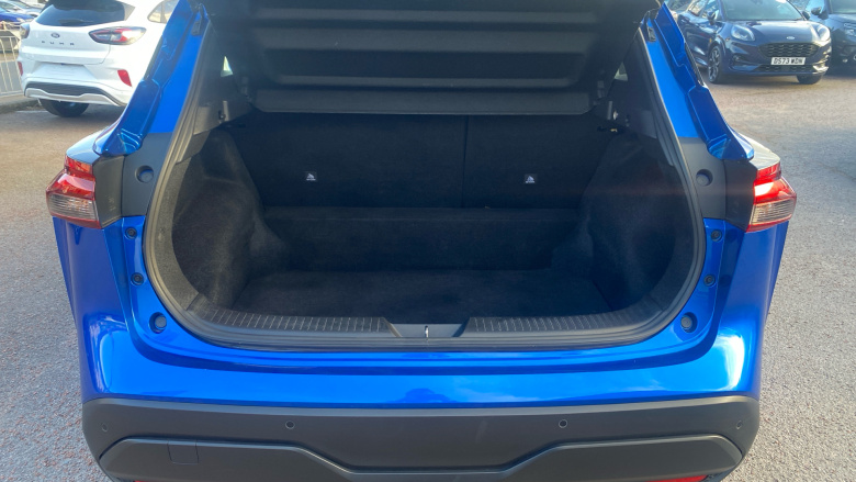 Nissan Qashqai 1.3 DiG-T MH 158 Acenta Premium 5dr Xtronic Petrol Hatchback